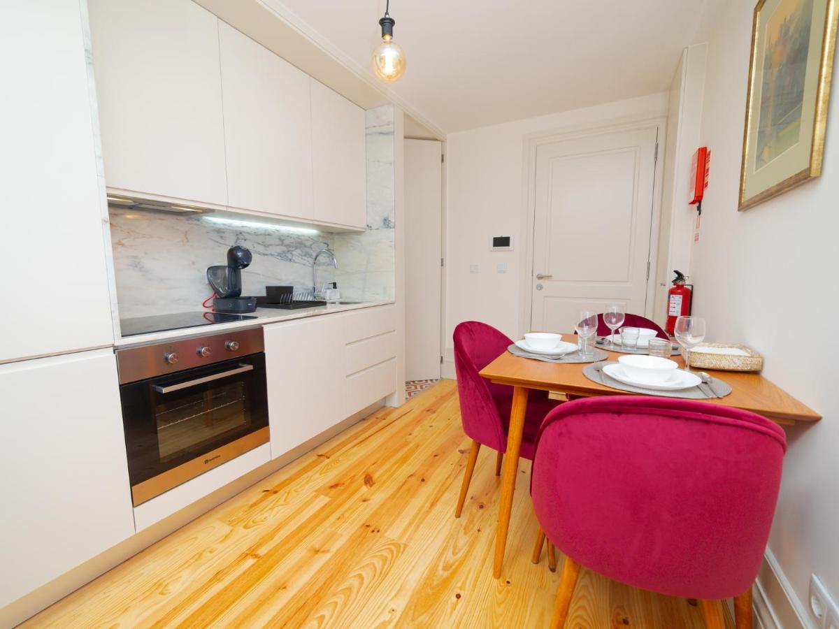 Oporto Guest Downtown Taipas Studio Apartment Luaran gambar